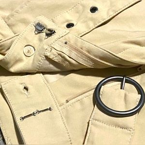 MADDEN NYC khaki shorts w/ belt